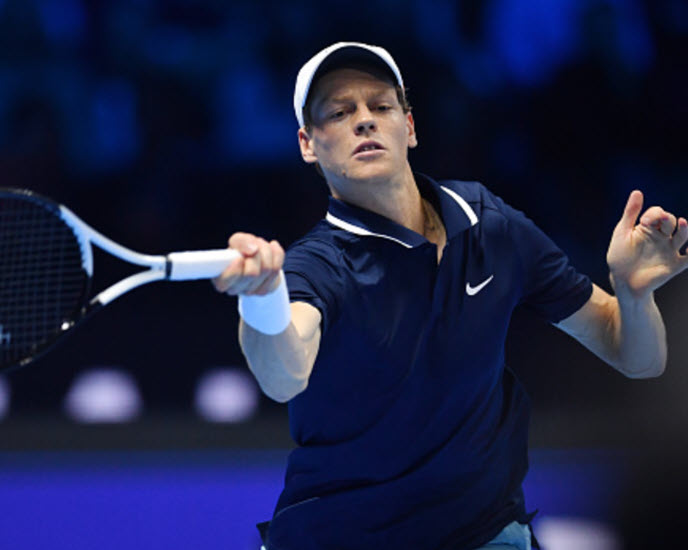 Sinner Playing A Shot