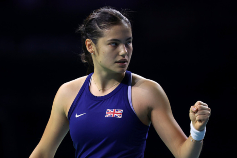 Tim Henman backs Emma Raducanu to compete for major titles in 2025