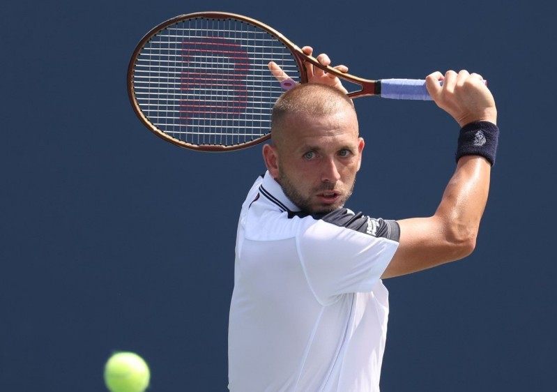 Dan Evans fails to qualify to the AO main draw after losing 6-4, 3-6, 6-3 to James Trotter