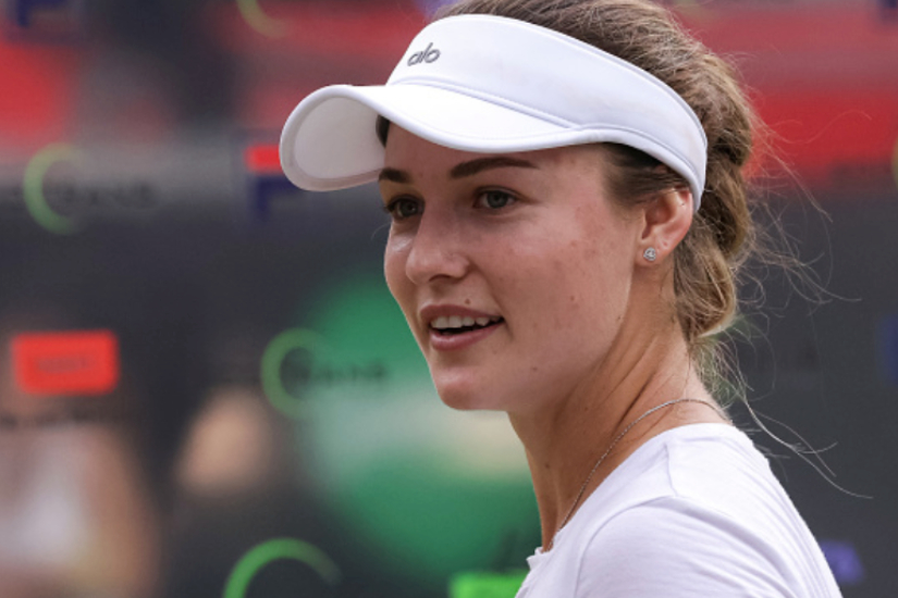 Jannik Sinner’s girlfriend Kalinskaya happy to play in Singapore