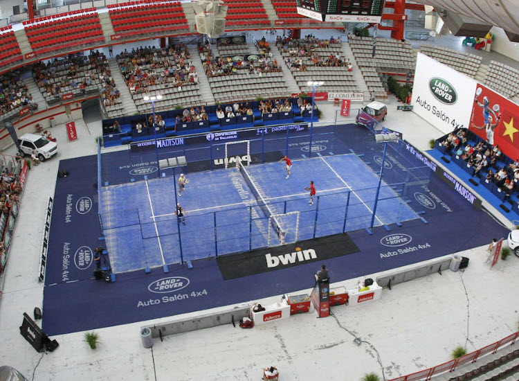 Gijon renegotiates with the organizer and confirms the Premier Padel Event. palacio-de-deportes-de-la-guia-presidente-adolfo-suarez