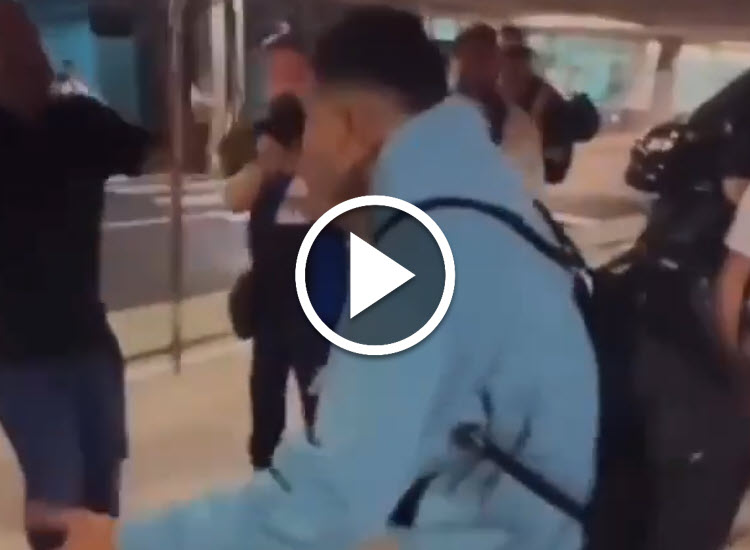 WATCH. Carlos Alcaraz improvises a little dance on his arrival in Puerto Rico