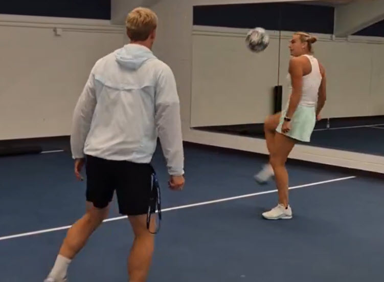 Sabalenka Shows Off Her Soccer Skills In Cincinnati Warm Up