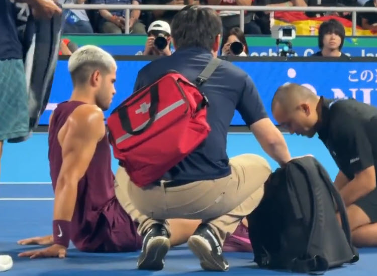VIDEO. Alcaraz Injuredm mid-match in Tokyo Alcaraz Gets Injured To His Achilles In Tokyo