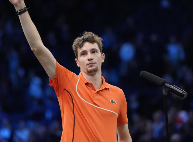 Ugo Humbert withdraws from the Paris Masters, dropping out of the Top 30 and reshaping the draw Humbert