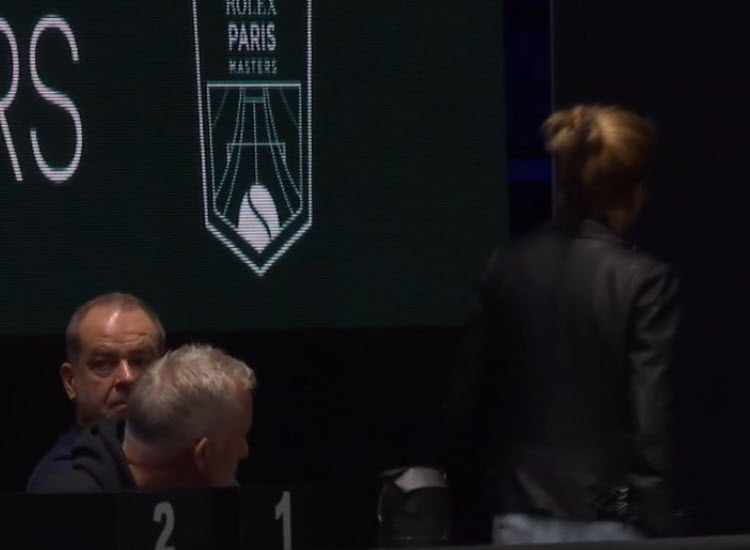 Daniil Medvedev’s Meltdown Overshadows Zverev’s Win While His Wife Daria Exits Mid Match Daniil Medvedev’s Meltdown Overshadows Zverev’s Win While His Wife Daria Exits Mid Match