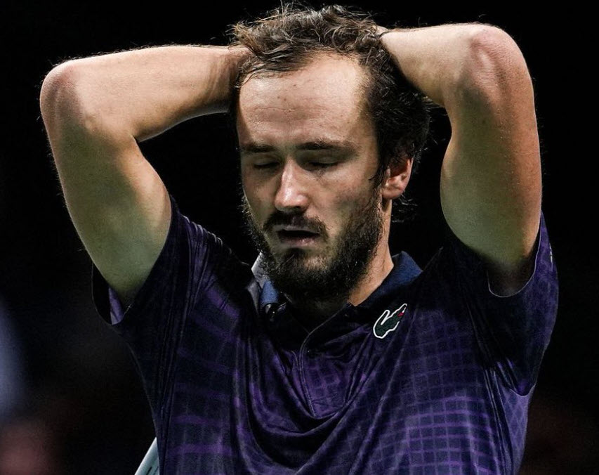 Daniil Medvedev has officially withdrawn from the ATP 250 tournament in Metz due to injury sustained during the Rolex Paris Masters. Medvedev