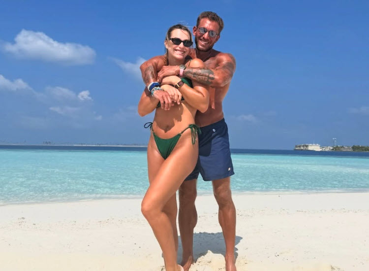 Sabalenka Posts New Pictures In A Bikini With Her Boyfriend While At The Maldives