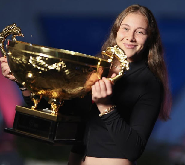 Amanda Anisimova says playing doubles with Serena Williams would be a dream opportunity Anisimova