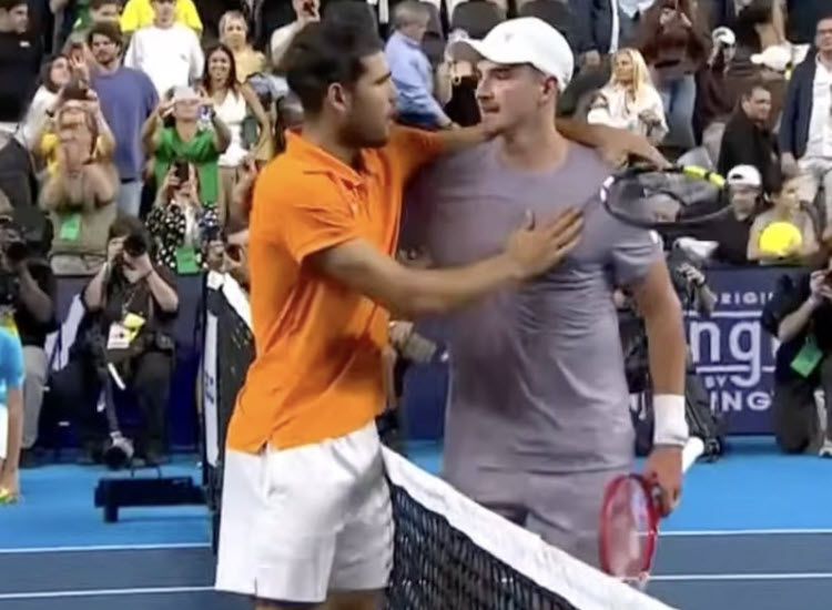 Joao Fonseca jokes about Alcaraz’s skill after narrow exhibition loss in front of 14,000 fans Carlos Alcaraz Defeated João Fonseca In Miami