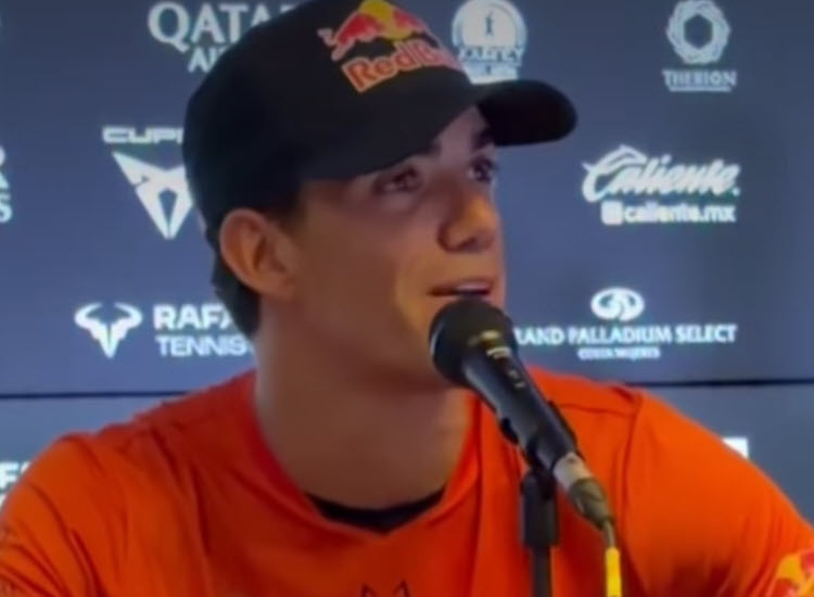 PADEL. Juan Lebron on his deep affection for Sanyo Gutierrez Lebron