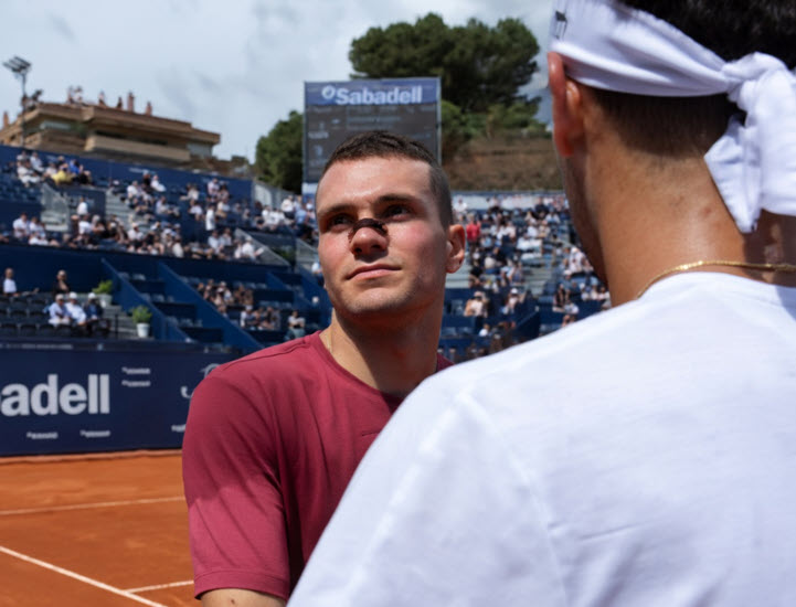 Draper Forced To Retire In Barcelona Due To Knee Problem