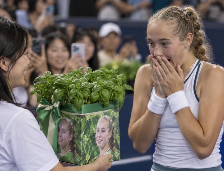 Mirra Andreeva Amused By Bizarre Customized Present From Asian Tennis Fans