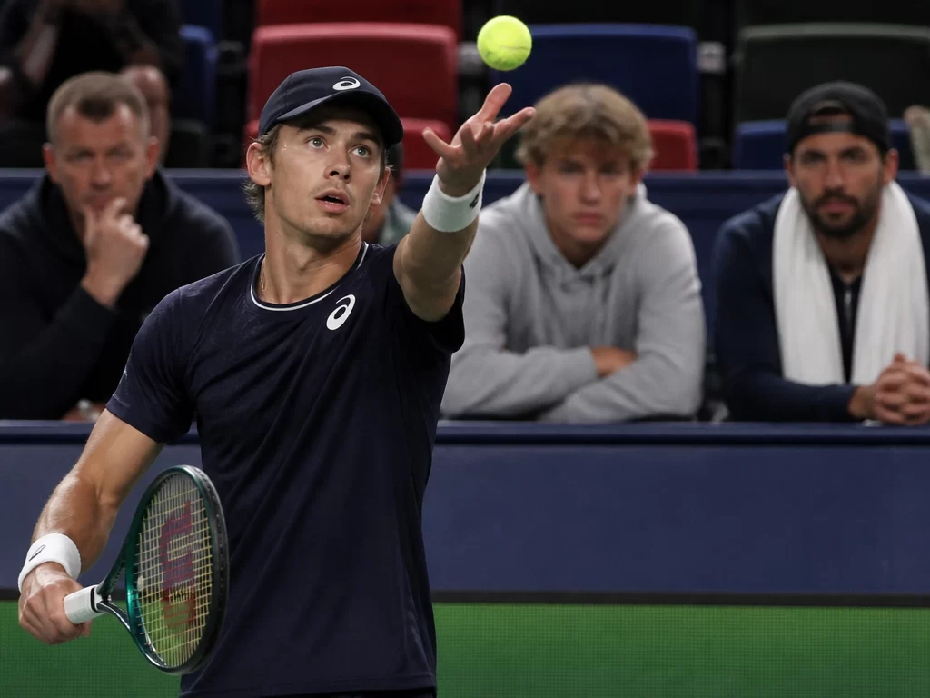 Alex de Minaur suggests new service regulations to quicken pace of play